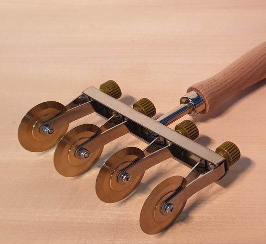 Brass Adjustable Smooth Pasta Wheel with 4 Blades